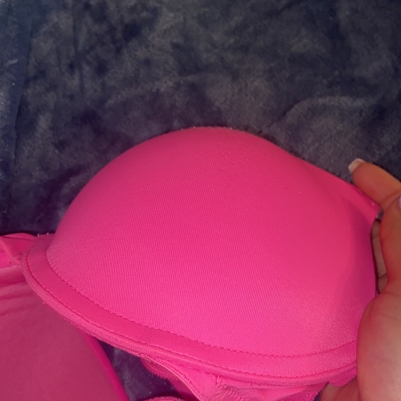 PINK Wear Everywhere Push Up Bra - Picture 7 of 7
